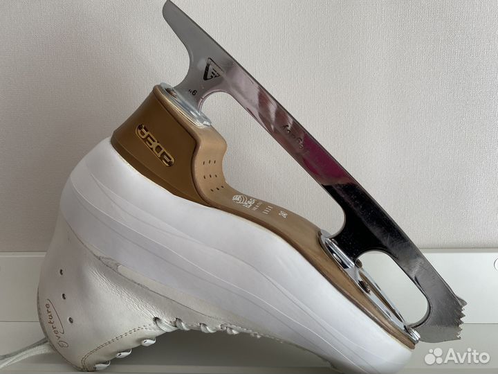 Коньки фигурные Edea Overture 240