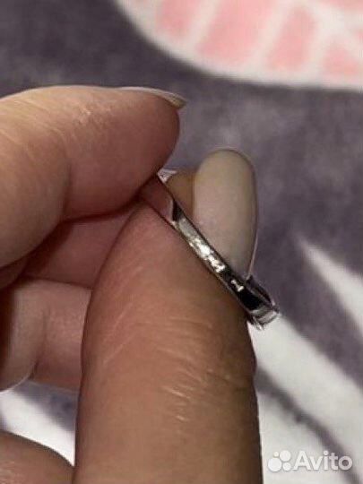 Золотое кольцо с бриллиантами