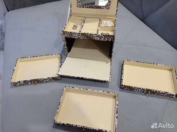 Шкатулка новая