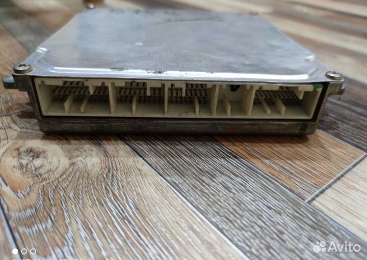 Блок управления двигателем Honda Civic D15B