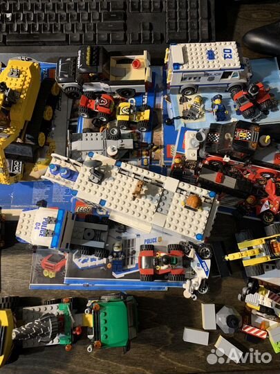 Много наборов Lego city