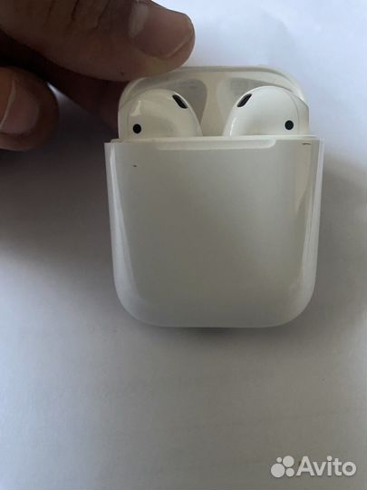 Наушники apple airpods 2 б/у в отличном состоянии