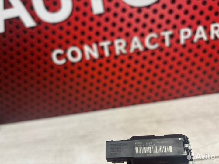 Плафон подсветки салона Volvo V90 PZ 2.0D D4204T23