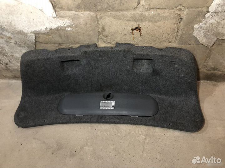 Обшивка крышки багажника BMW e46 седан