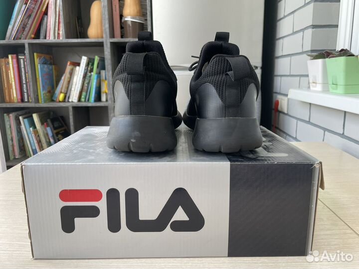 Кроссовки Fila 45