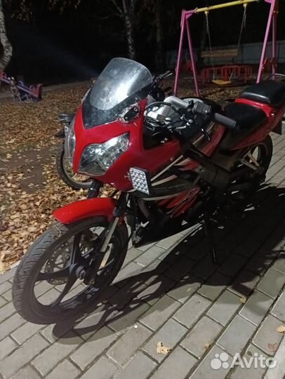 Centurion 125 (50)