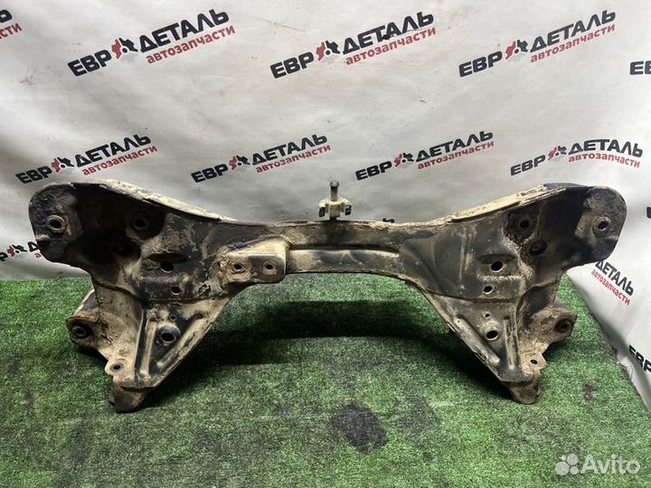 Балка подмоторная Mitsubishi Carisma хетчбэк 1