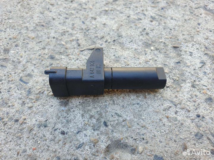 Датчик положения коленвала Mercedes W164 W211