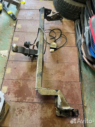 Фаркоп на mitsubishi outlander с 2016