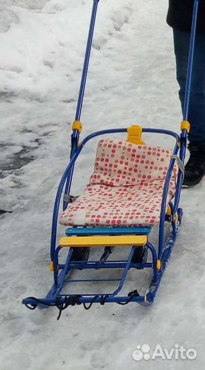 Детские зимние санки на колесах с чехлом
