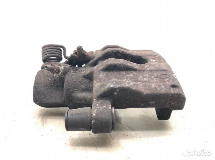 Суппорт задний правый Ford Focus 2 2.0 tdci 2005