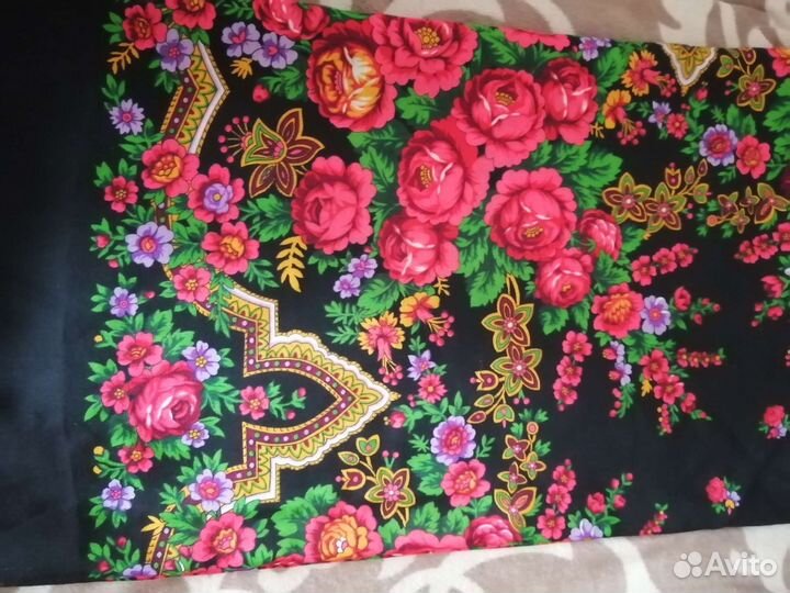 Платок павловопосадский