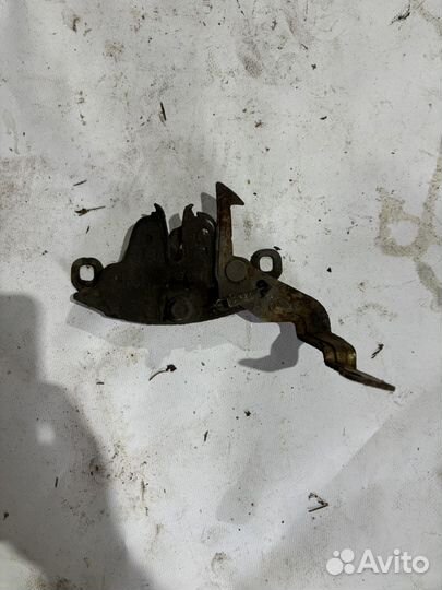 Замок капота nissan primera р11