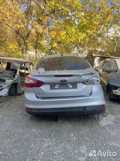 Ford Focus 1.6 МТ, 2011, 140 000 км