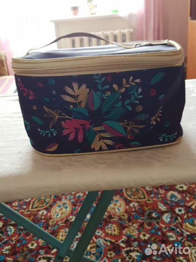 Косметичка