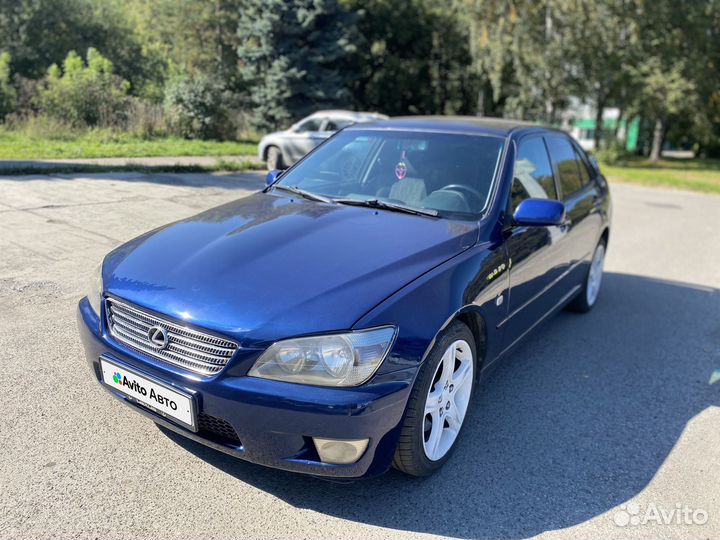 Lexus IS 2.0 AT, 1999, 167 300 км