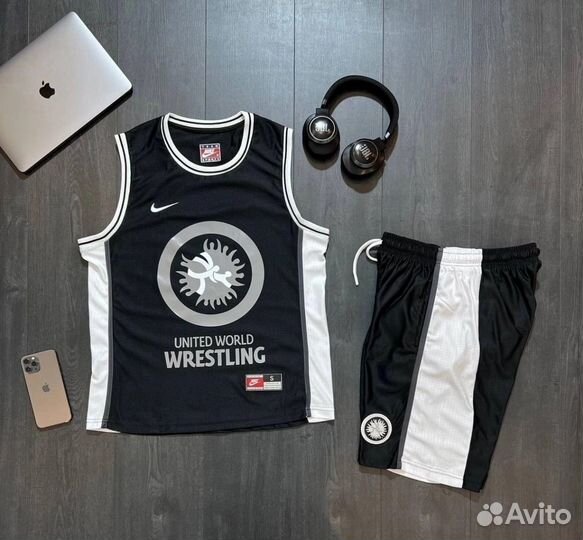 Баскетбольные комплекты