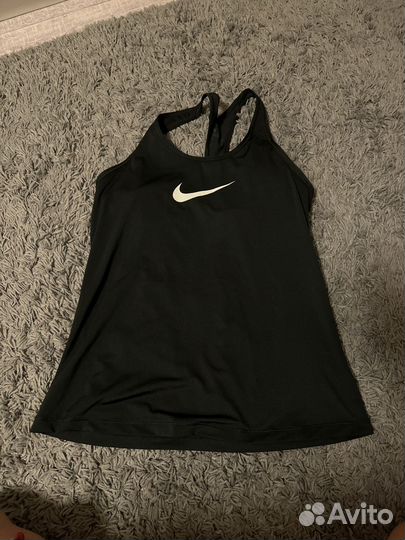 Майка спортивная женская Nike