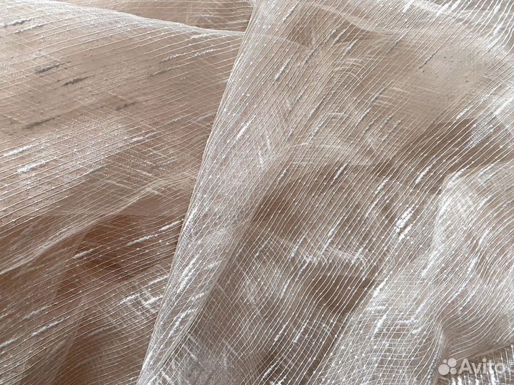 Тюль персиково-розового оттенка