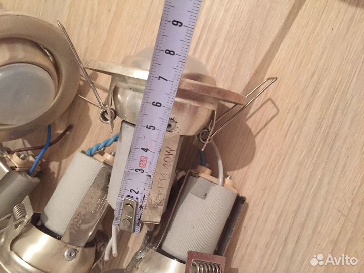 Светильник встраиваемый