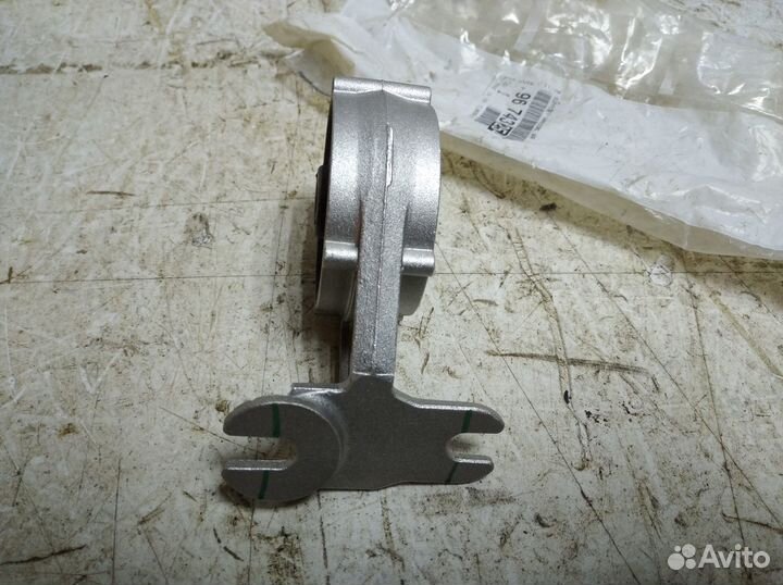 Подвес глушителя Citroen C4 Grand Picasso