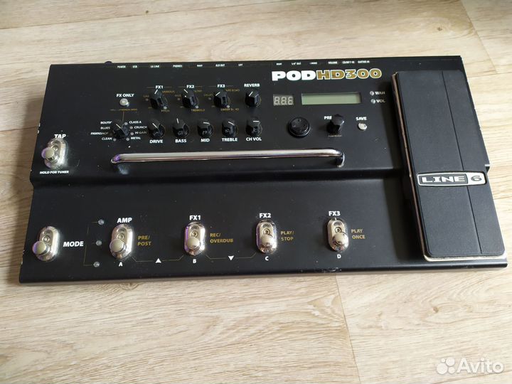 Гитарный процессор Line 6 Pod HD 300