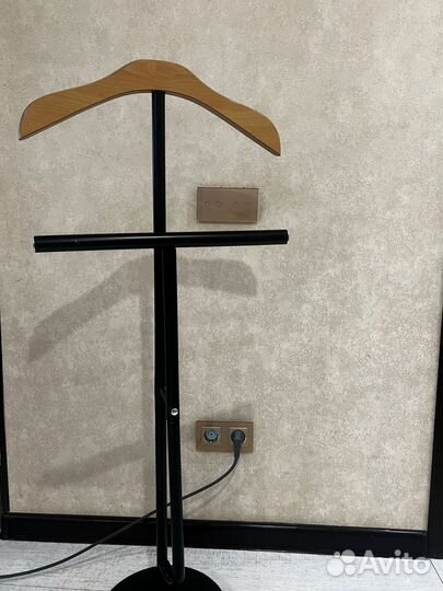 Вешалка для одежды напольная