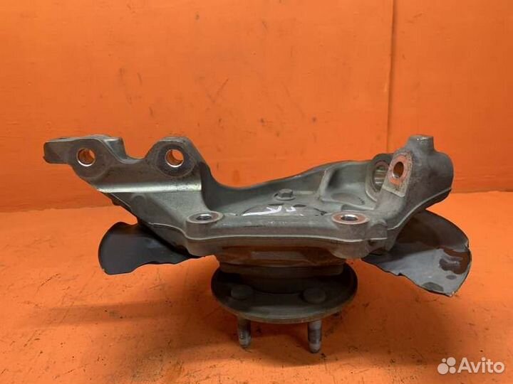 Кулак поворотный передний левый Chevrolet Camaro 5