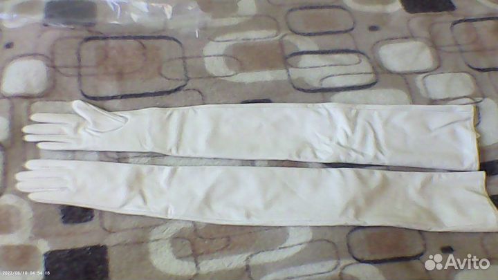 Длинные кожаные перчатки