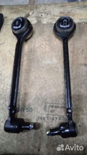 Рычаги передние нижние dodge Charger LD