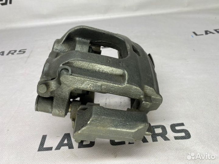 Суппорт тормозной передний левый Bmw X5 E70