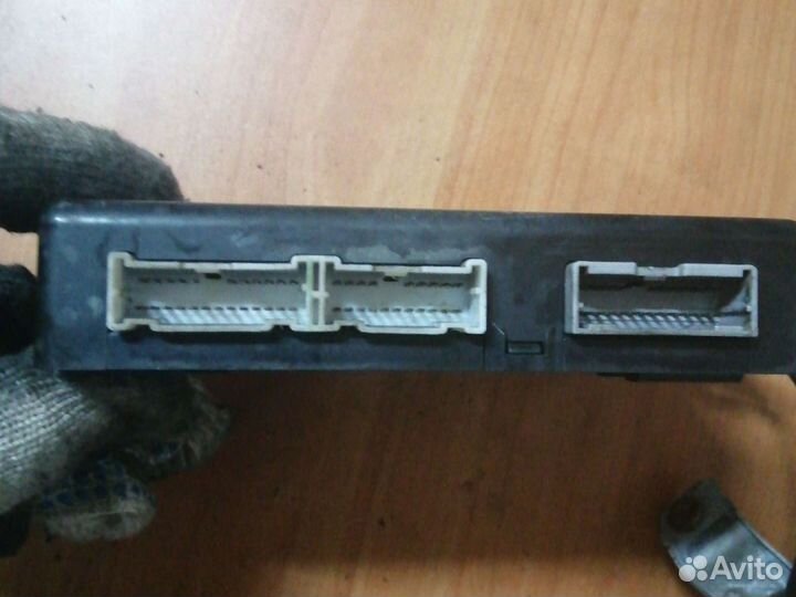 Блок электронный центральным замком IX35