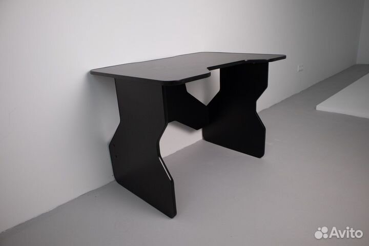 Игровой стол