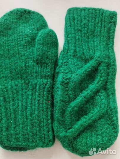 Варежки шерстяные