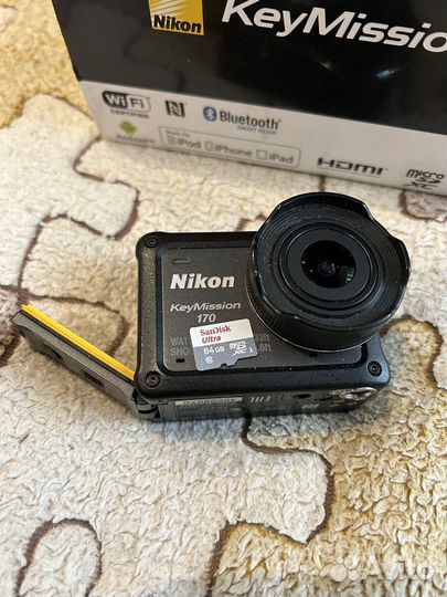 Экшн камера Nikon Key Mission 170