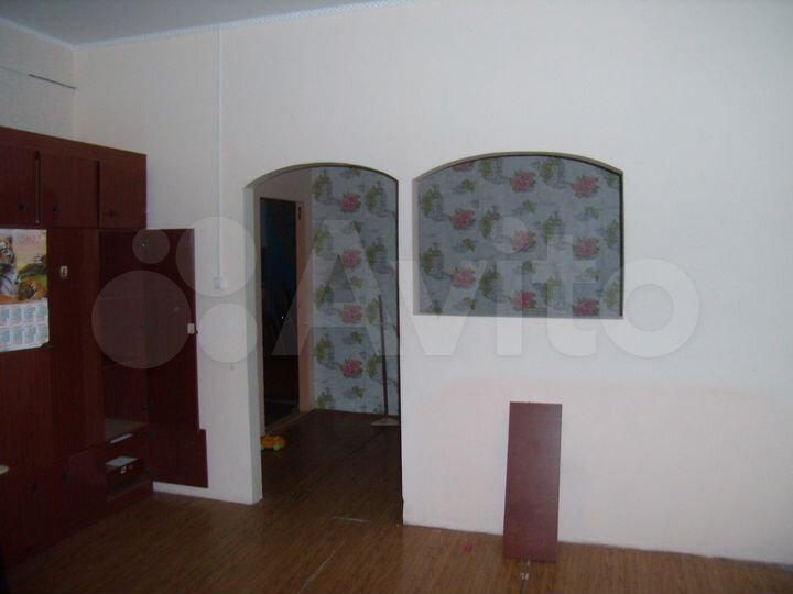Комната 26,9 м² в > 9-к., 2/2 эт.