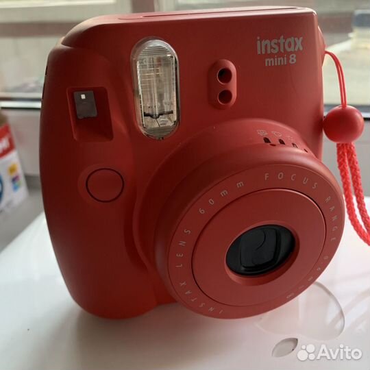 Модный фотик мгновенной печати instax mini 8, 9