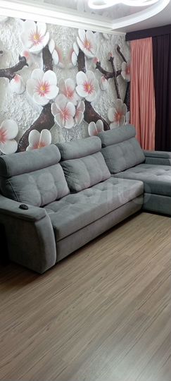 2-к. квартира, 53 м², 4/10 эт.