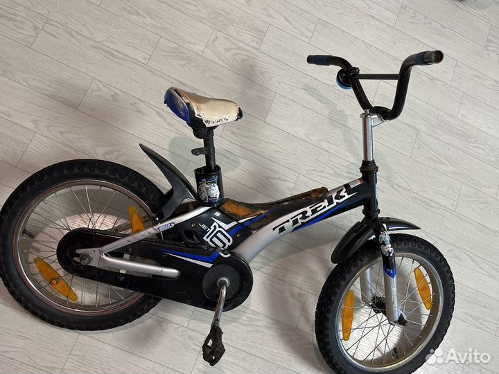 Детский велосипед 16