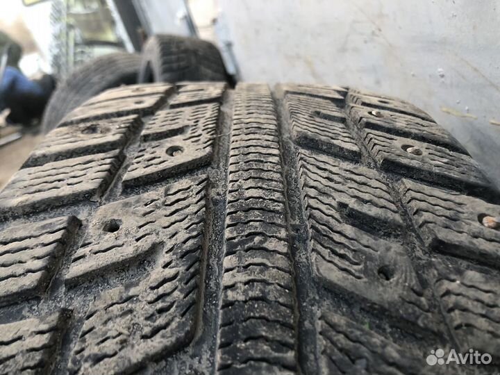 Kumho I'Zen KW22 215/55 R17 98T