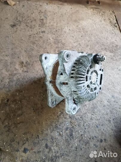 Генератор Nissan Juke MR16