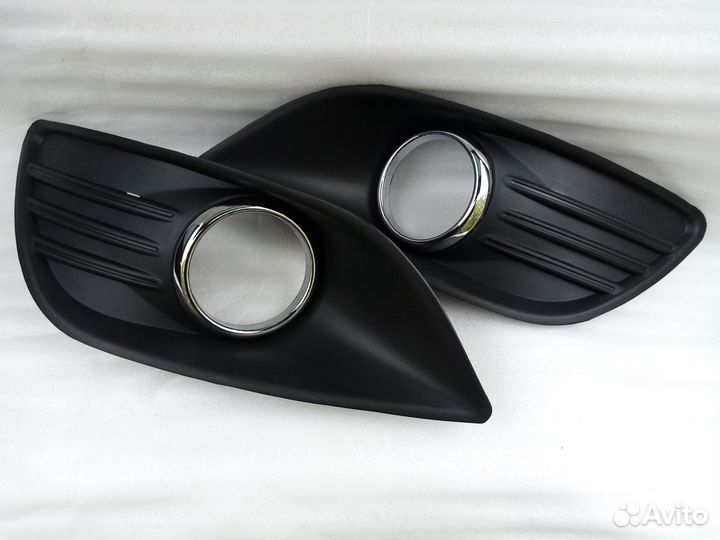 Ford Focus 2 решетки птф 2008-2011