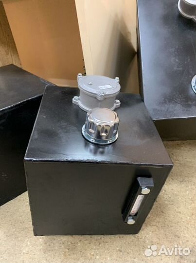 Гидробак в сборе новый(производство)