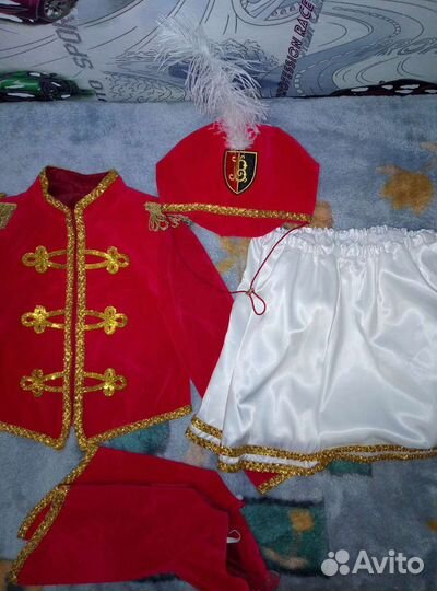 Костюм карнавальный