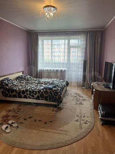 3-к. квартира, 100,9 м², 3/5 эт.