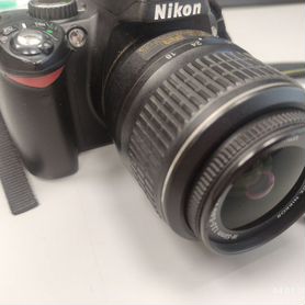 Зеркальный фотоаппарат Nikon D60