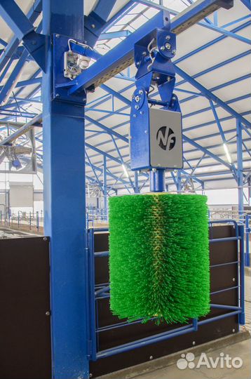 Щетка-чесалка для крс автоматическая New farm