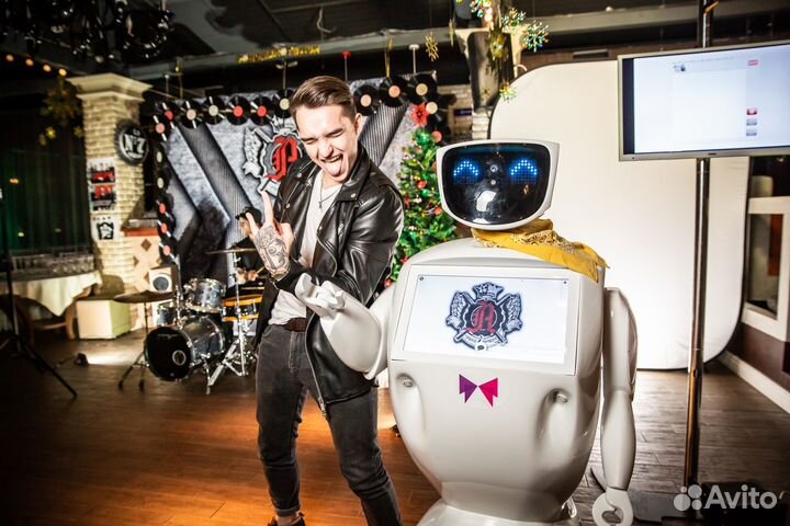 Aвтономный рoбoт Промобот (Prоmоbоt v2)