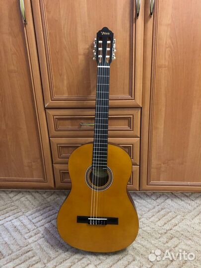 Новая гитара+тюнер+чехол