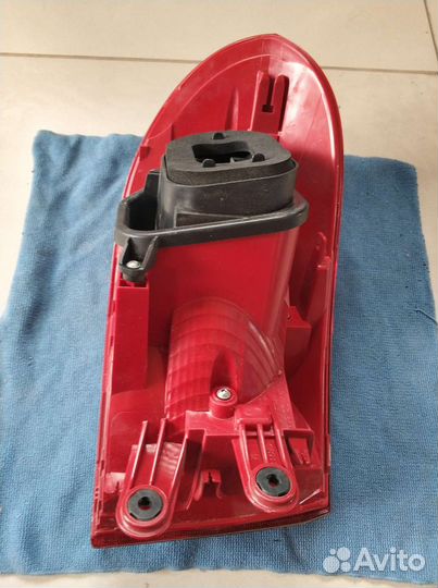 Фонарь задний правый Tiguan 1 новый,оригинальный